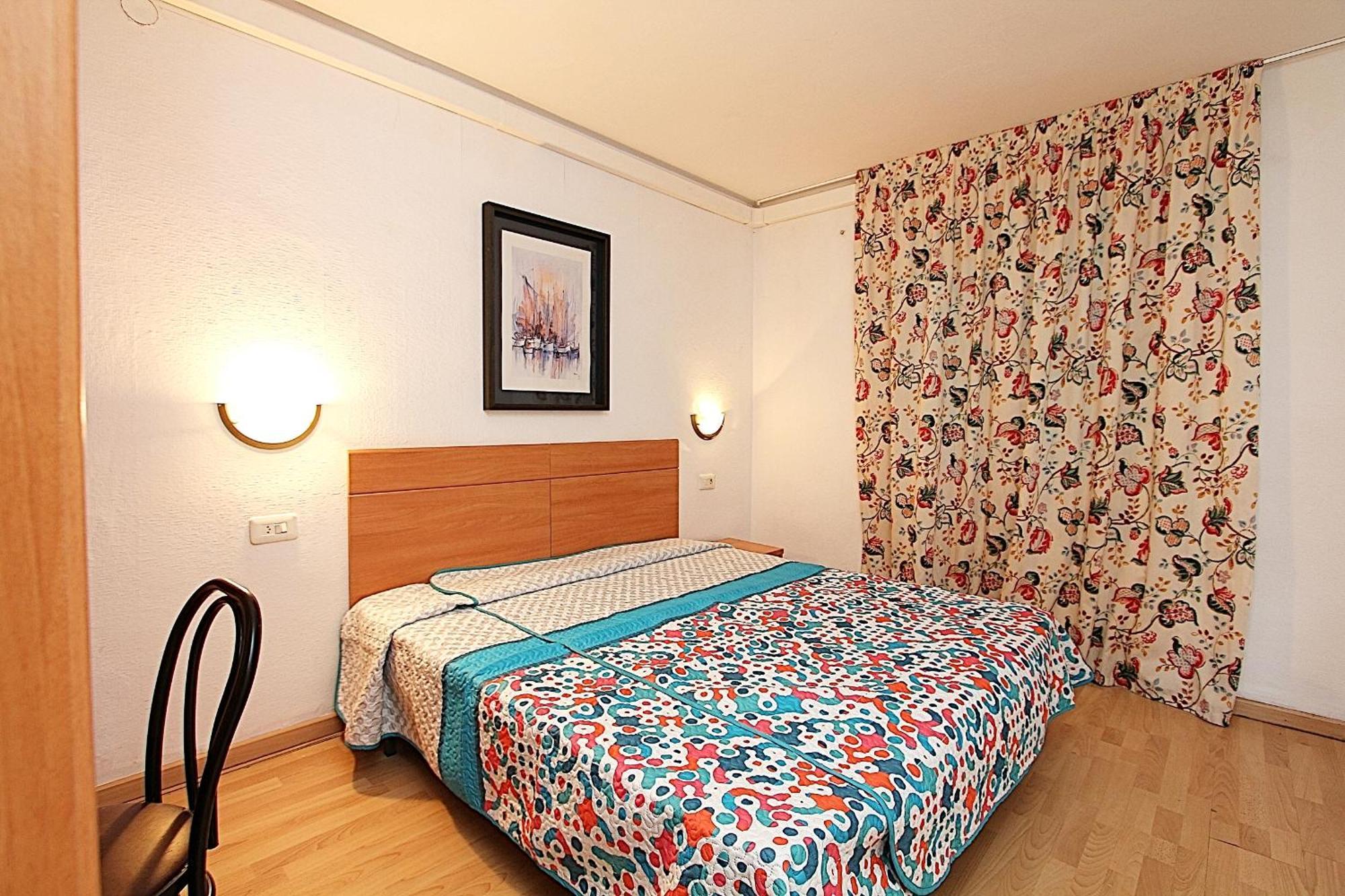Apartaments Nautic Лорет де Мар Стая снимка
